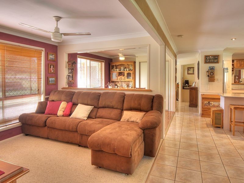140 Thylungra Road, Park Ridge South QLD 4125