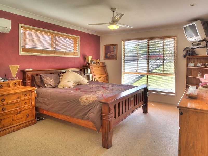 140 Thylungra Road, Park Ridge South QLD 4125