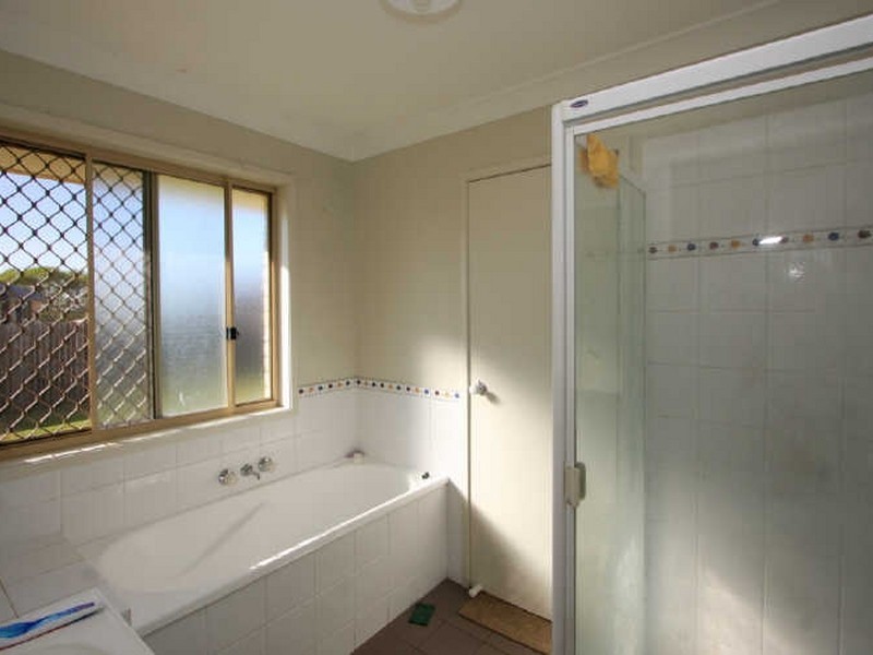 13 Lake Cooloola Court, Logan Reserve QLD 4133