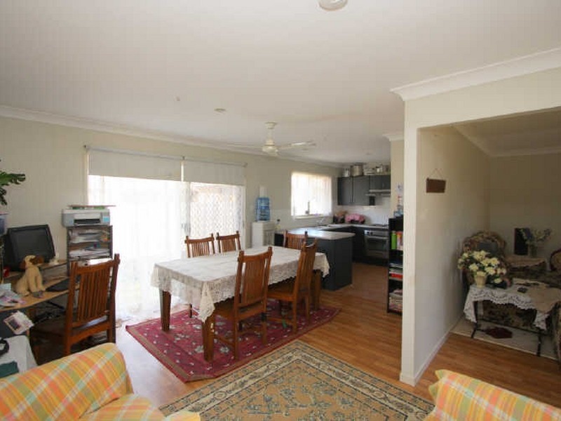 13 Lake Cooloola Court, Logan Reserve QLD 4133