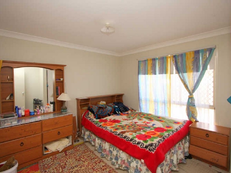 13 Lake Cooloola Court, Logan Reserve QLD 4133