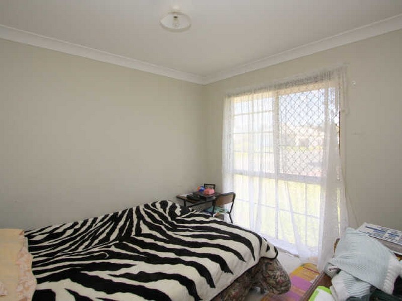 13 Lake Cooloola Court, Logan Reserve QLD 4133