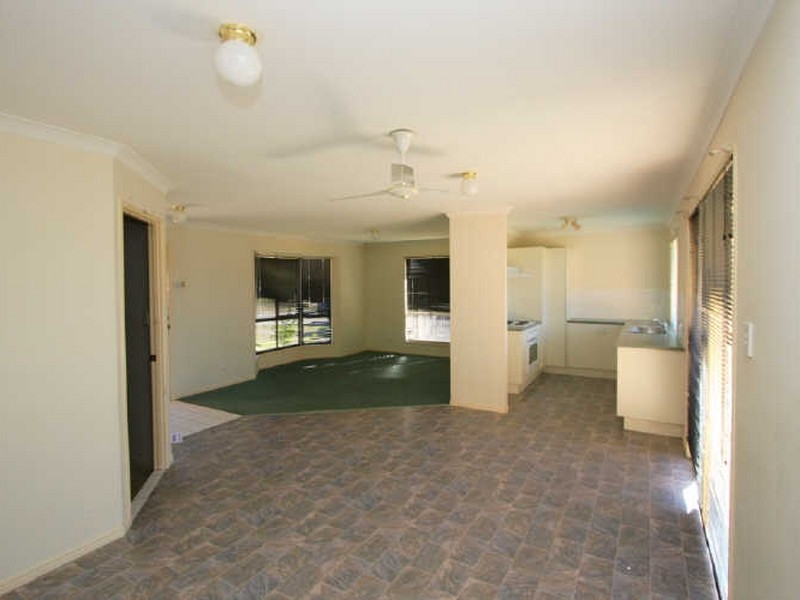 14 Jobson Place, Crestmead QLD 4132
