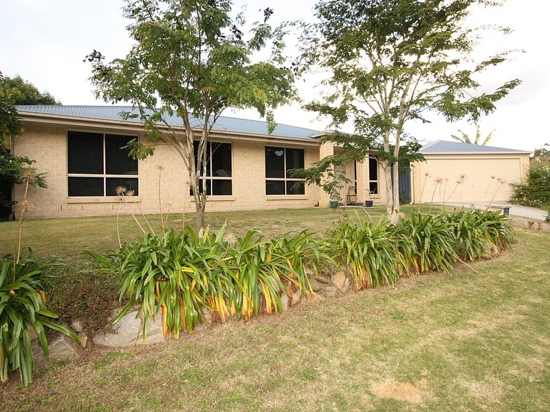 14 Burdekin Court, Hillcrest QLD 4118