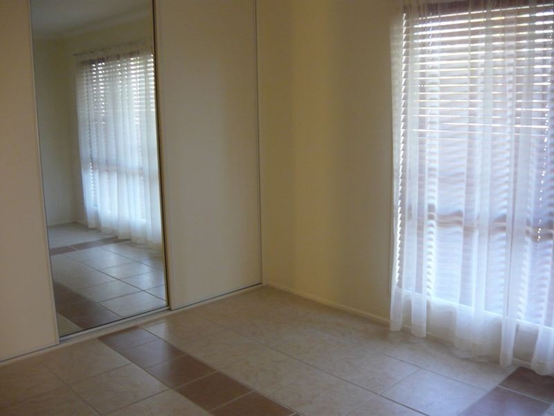 3 Distin Court, Hillcrest QLD 4118