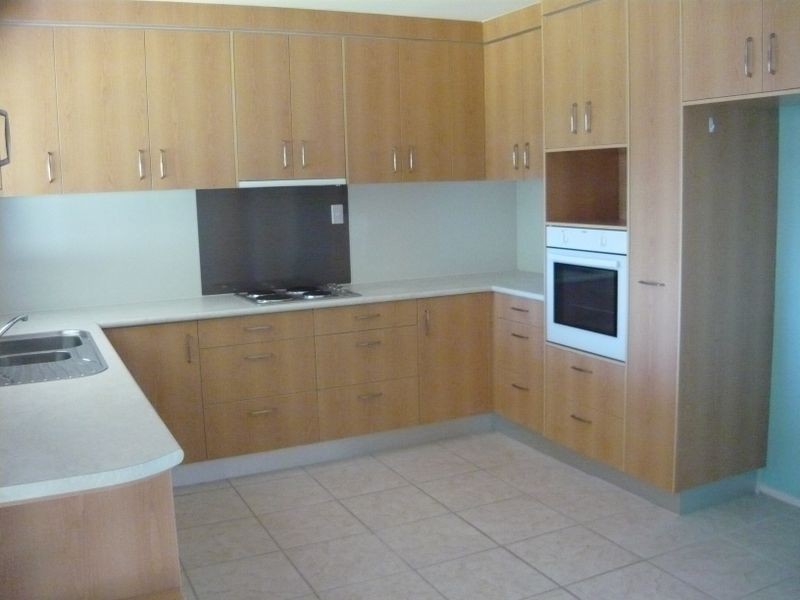3 Distin Court, Hillcrest QLD 4118
