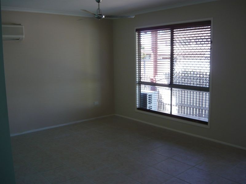 3 Distin Court, Hillcrest QLD 4118