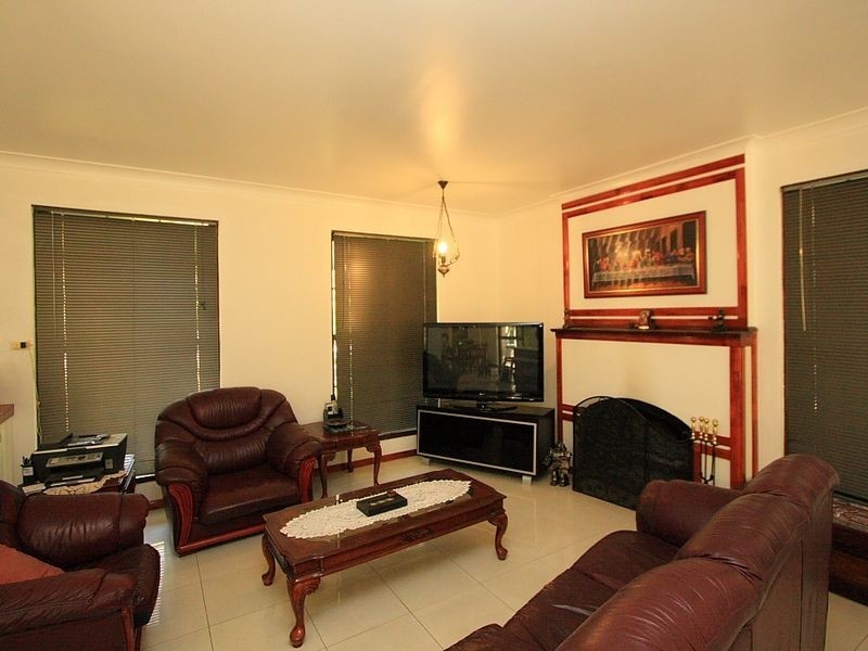 10 Short Street, Boronia Heights QLD 4124