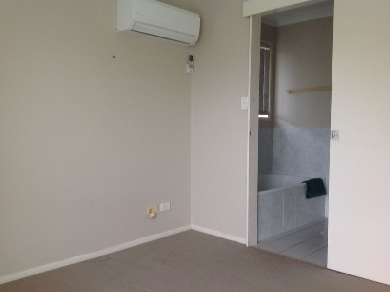 17 Wilkinson Drive, Crestmead QLD 4132