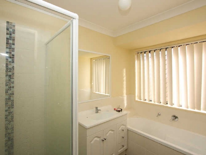 6 Adab Close, Boronia Heights QLD 4124