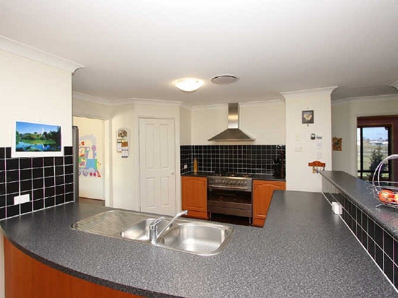 54-62 Remould Court, Jimboomba QLD 4280