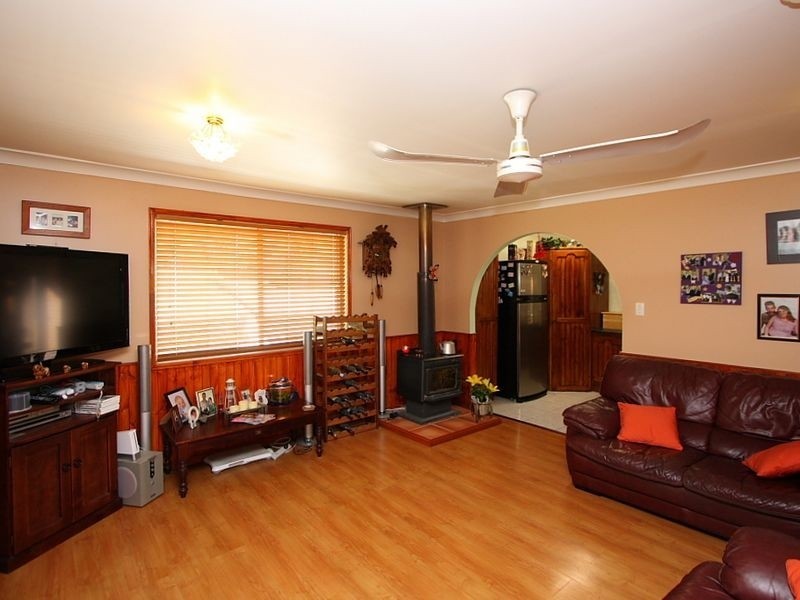 16 Emerald Street, Marsden QLD 4132