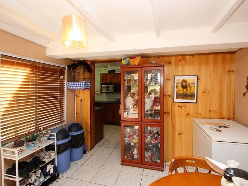 16 Emerald Street, Marsden QLD 4132