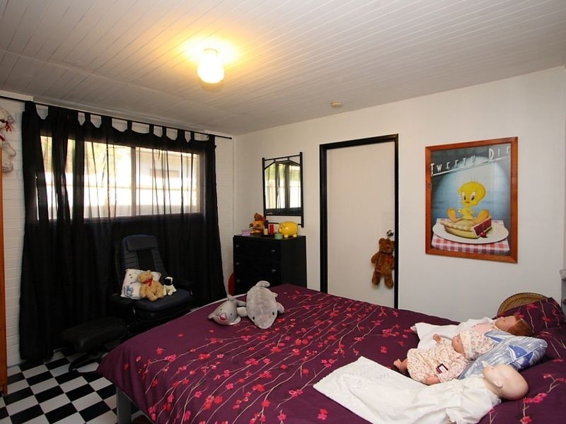 16 Emerald Street, Marsden QLD 4132