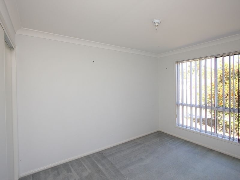 4 Sandheath Court, Regents Park QLD 4118