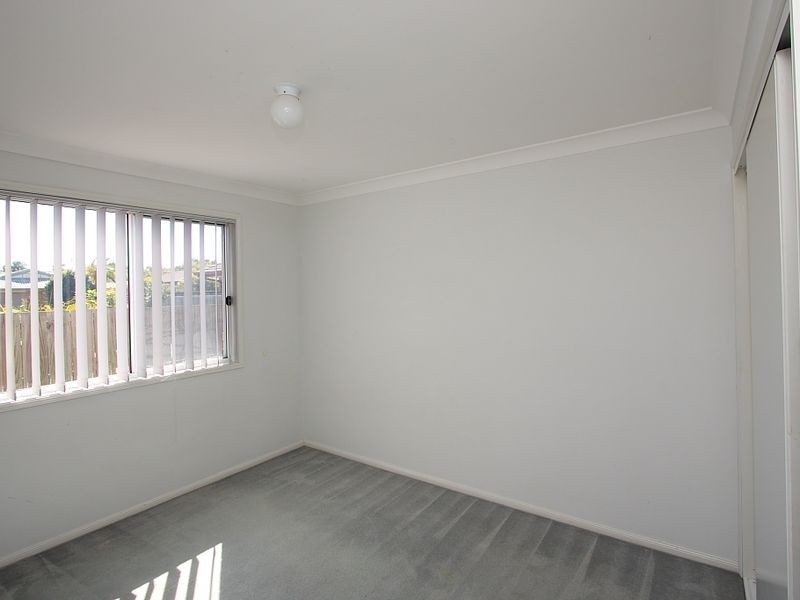 4 Sandheath Court, Regents Park QLD 4118