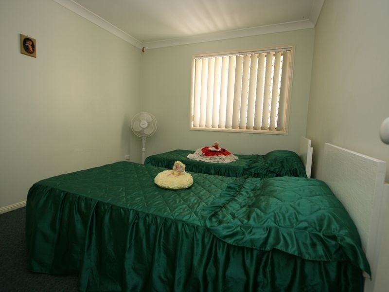 65 Solandra Circuit, Regents Park QLD 4118
