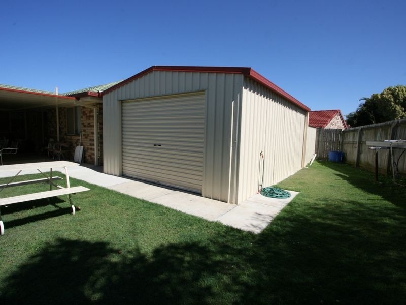 65 Solandra Circuit, Regents Park QLD 4118