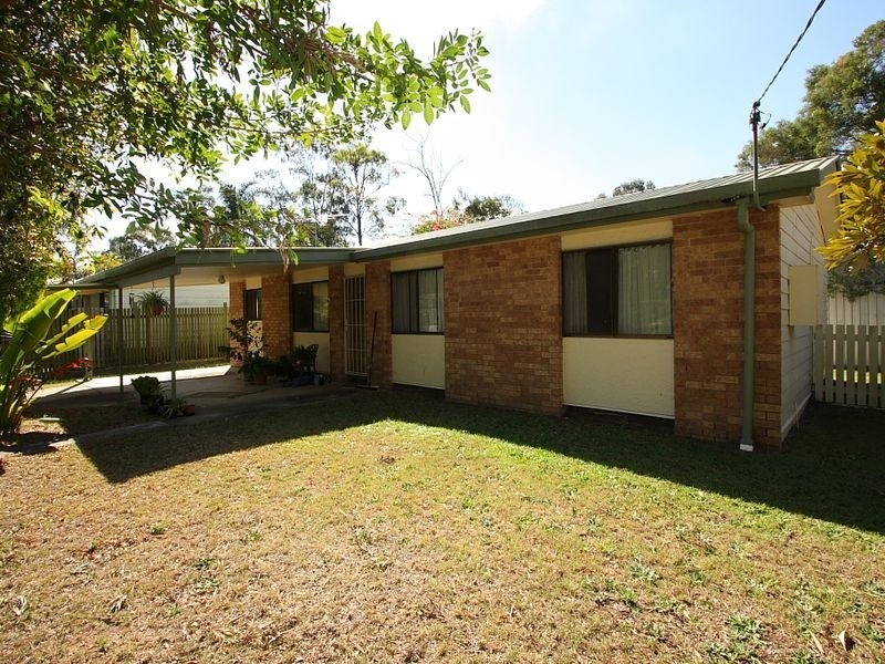 31 Strathallen Drive, Boronia Heights QLD 4124