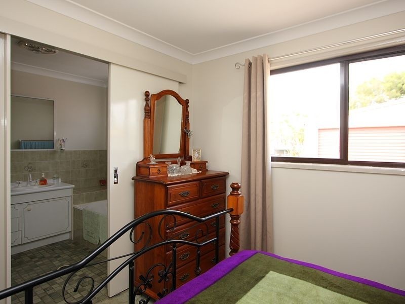 11 Royena Court, Crestmead QLD 4132