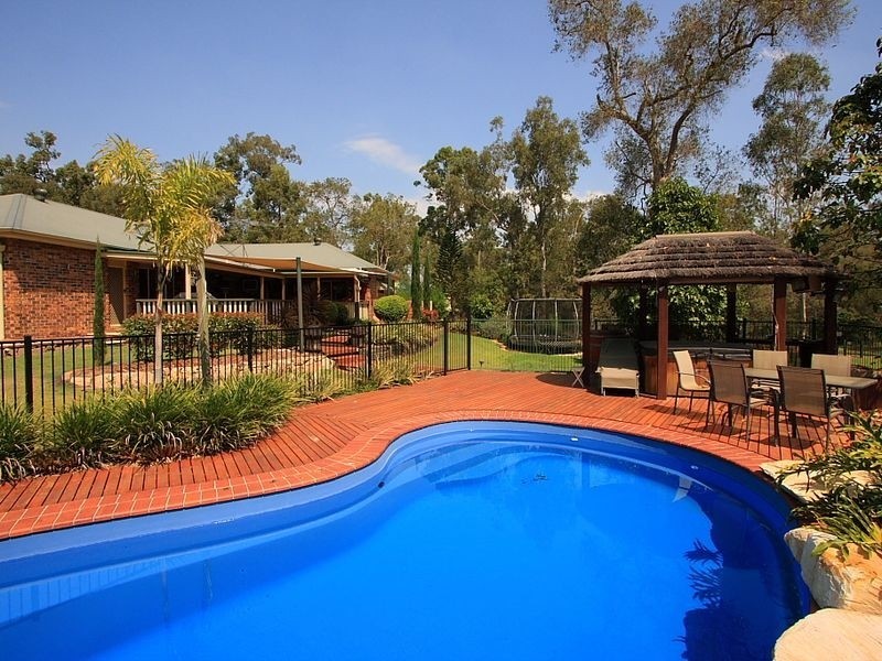 22 Belinda Court, Munruben QLD 4125