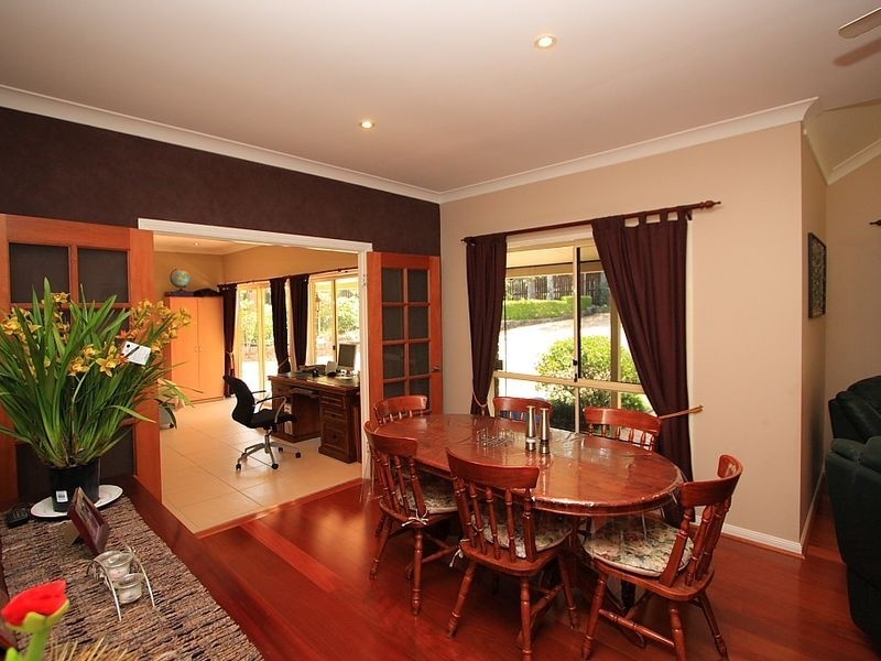 22 Belinda Court, Munruben QLD 4125