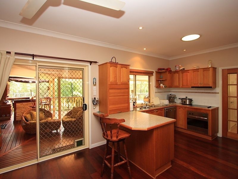 22 Belinda Court, Munruben QLD 4125