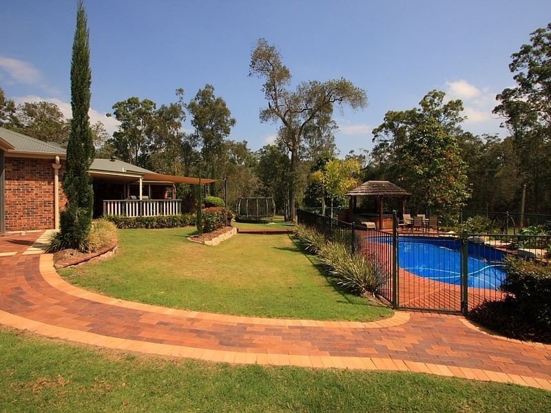 22 Belinda Court, Munruben QLD 4125