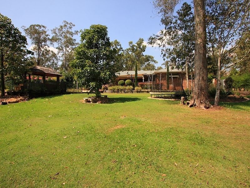 22 Belinda Court, Munruben QLD 4125