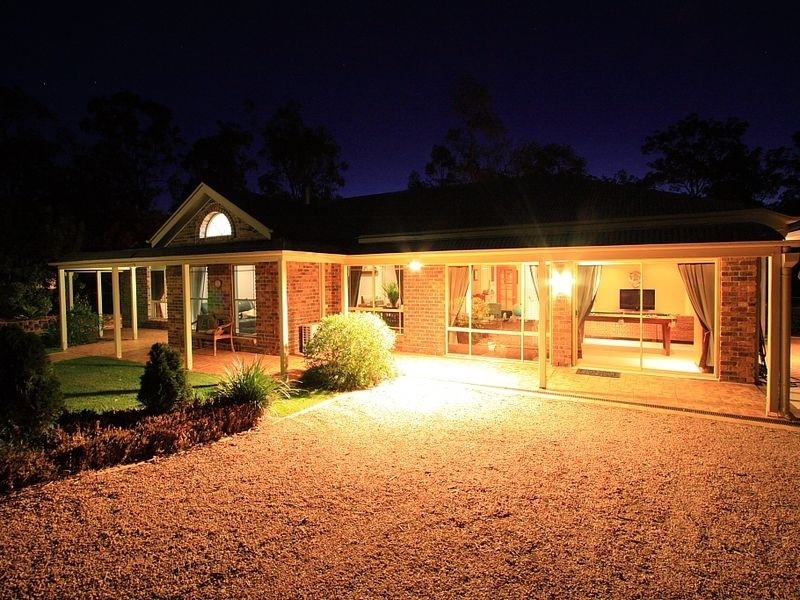 22 Belinda Court, Munruben QLD 4125