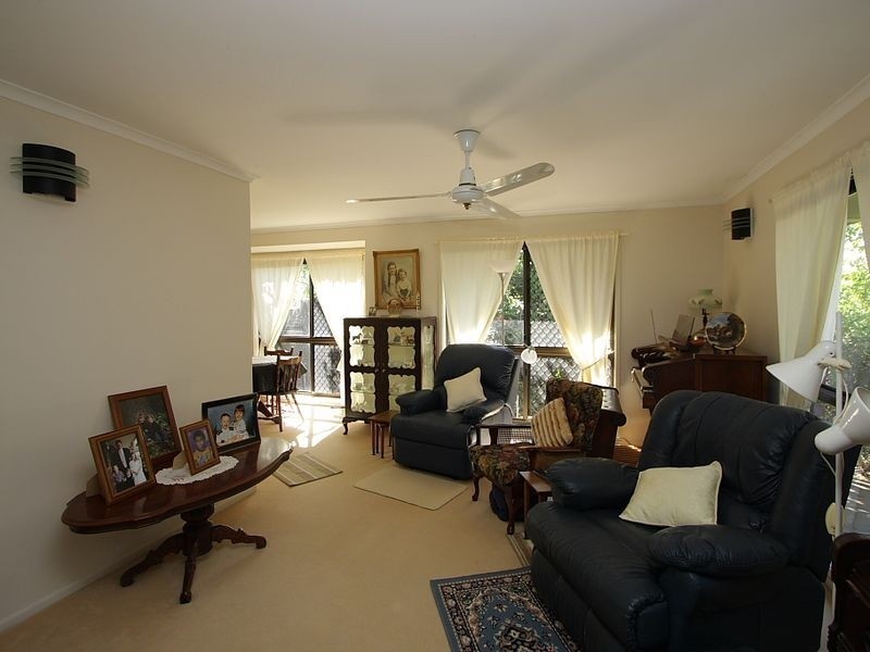 14 Dracon Street, Regents Park QLD 4118