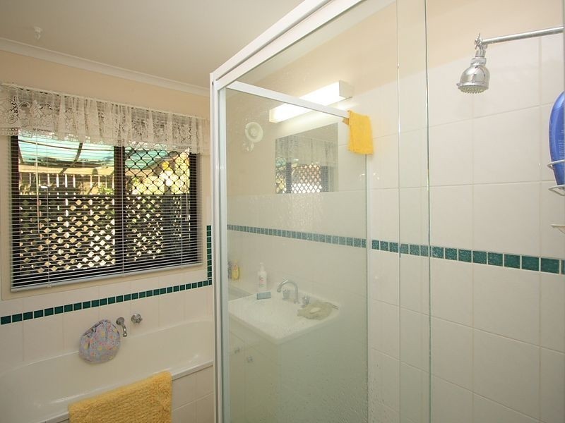14 Dracon Street, Regents Park QLD 4118