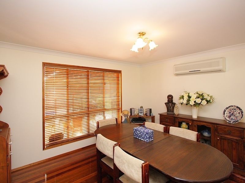 1 Saxby Court, Park Ridge South QLD 4125