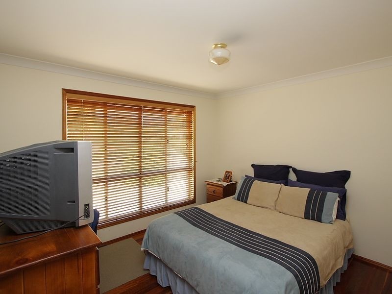 1 Saxby Court, Park Ridge South QLD 4125