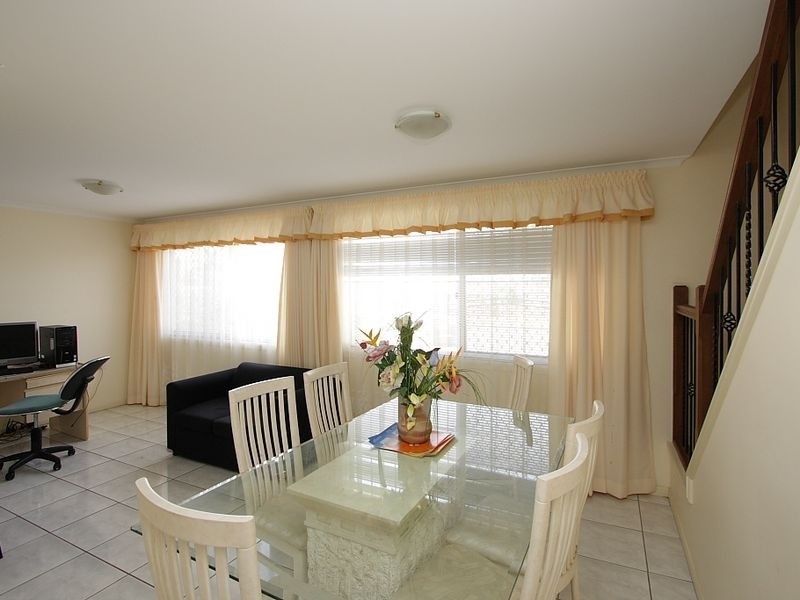40 Vergulde Road, Regents Park QLD 4118