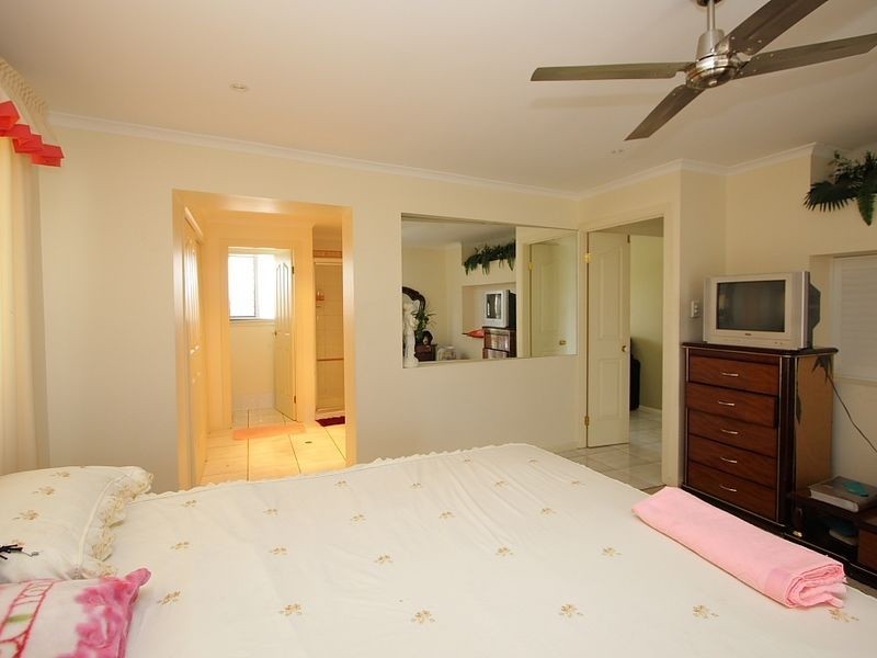 40 Vergulde Road, Regents Park QLD 4118