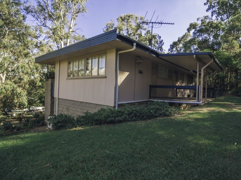 21 Collin Court, Kingston QLD 4114