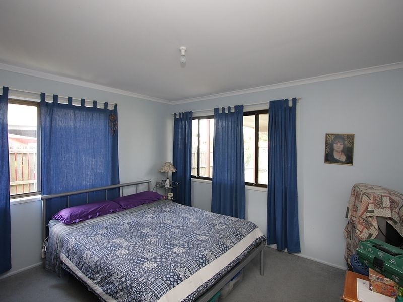 48 Waratah Drive, Crestmead QLD 4132