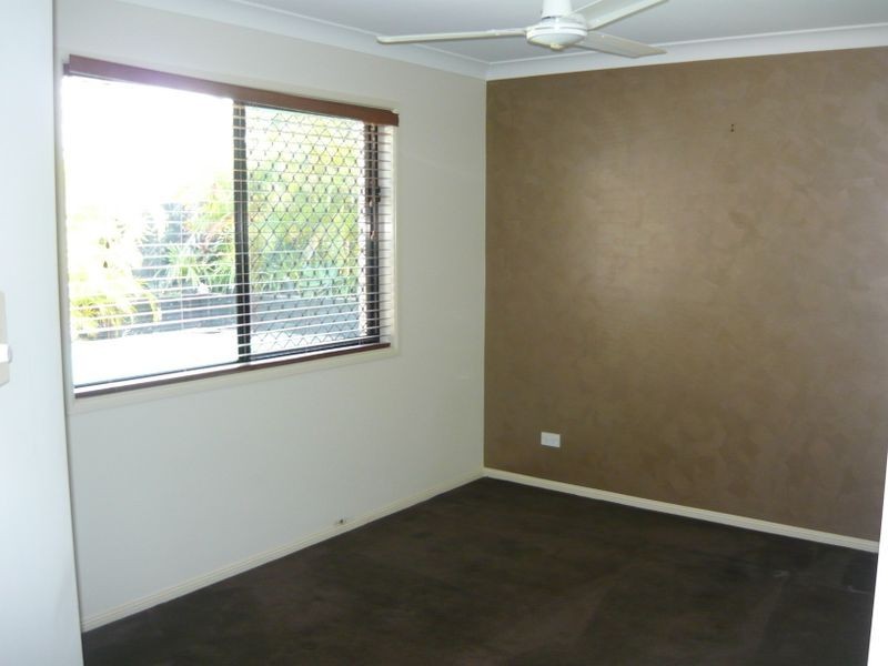 4 Benjamina Circuit, Regents Park QLD 4118