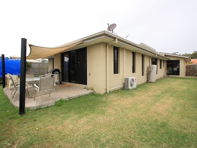 5 Webcke Avenue, Crestmead QLD 4132