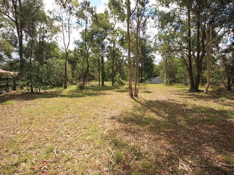 157 Peverell Street, Hillcrest QLD 4118