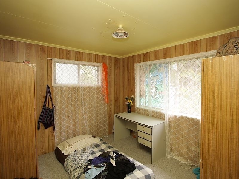 157 Peverell Street, Hillcrest QLD 4118
