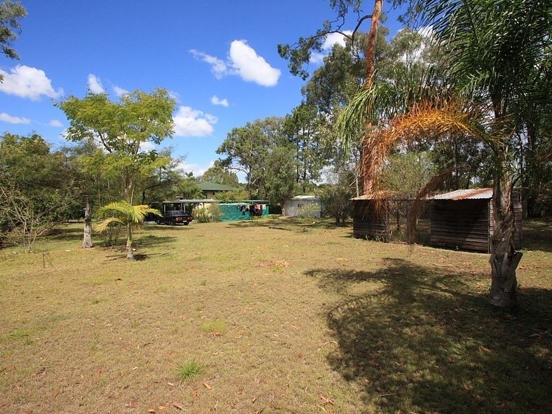 157 Peverell Street, Hillcrest QLD 4118