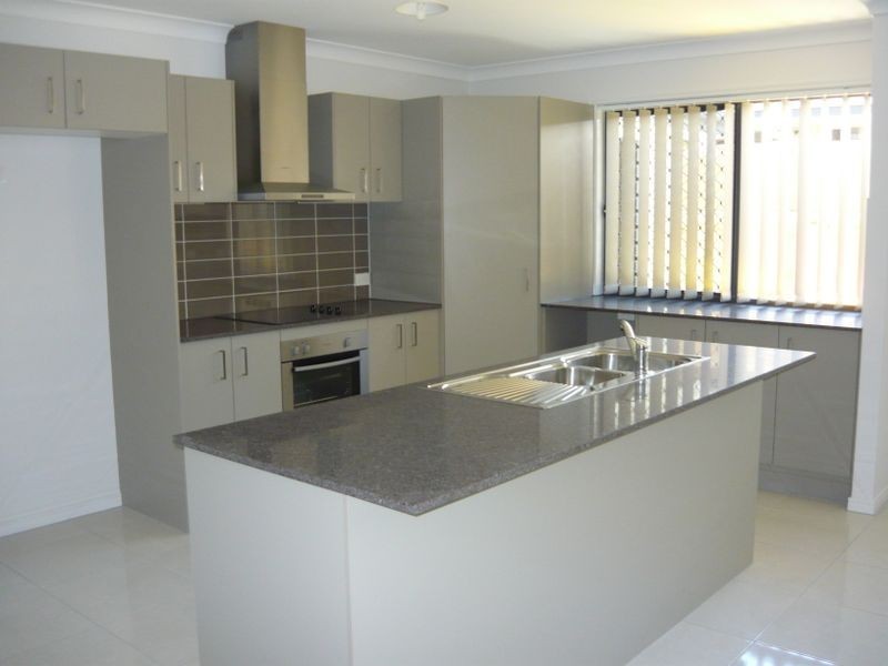 46 The Avenue, Heathwood QLD 4110