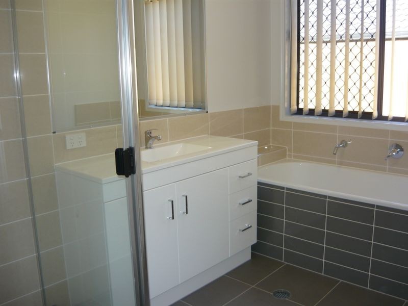 46 The Avenue, Heathwood QLD 4110