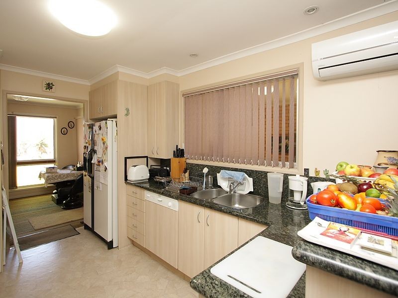 117 Peverell Street, Hillcrest QLD 4118