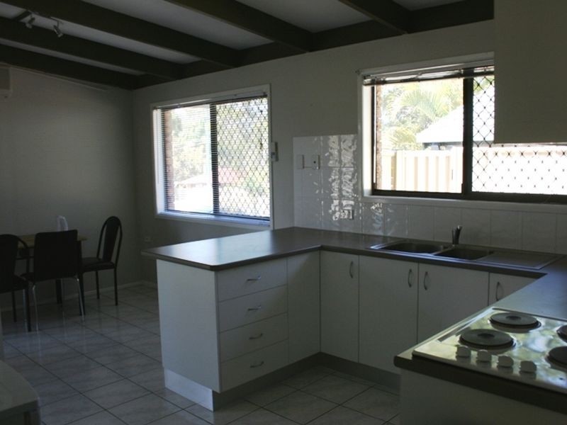 A/91 Vansittart Road, Regents Park QLD 4118