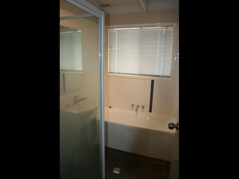 A/91 Vansittart Road, Regents Park QLD 4118