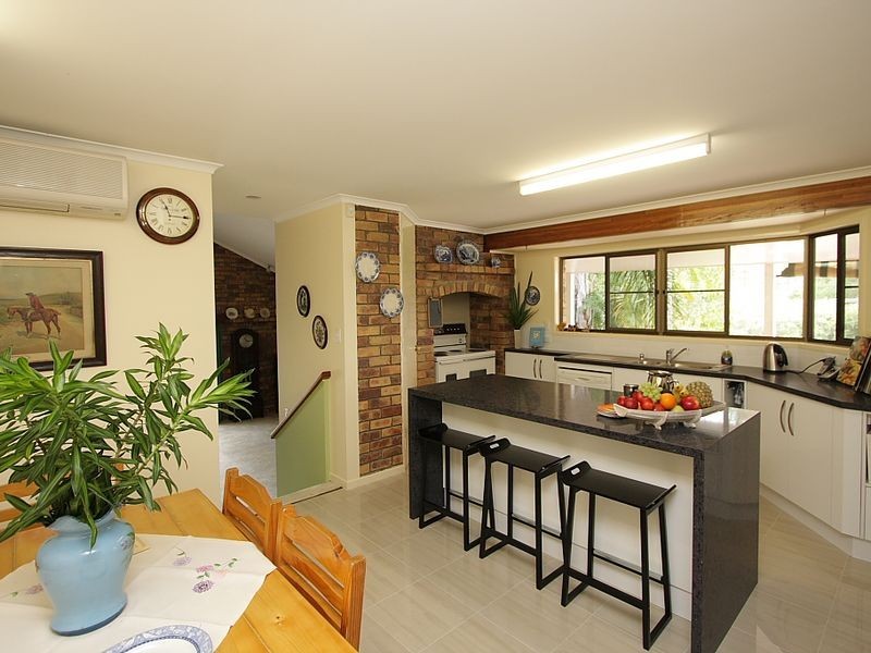 293 Andrew Rd, Greenbank QLD 4124