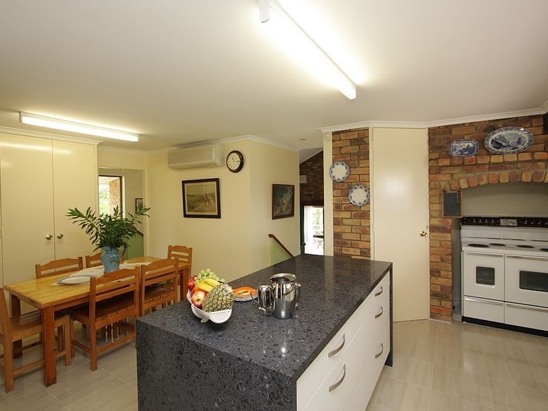 293 Andrew Rd, Greenbank QLD 4124